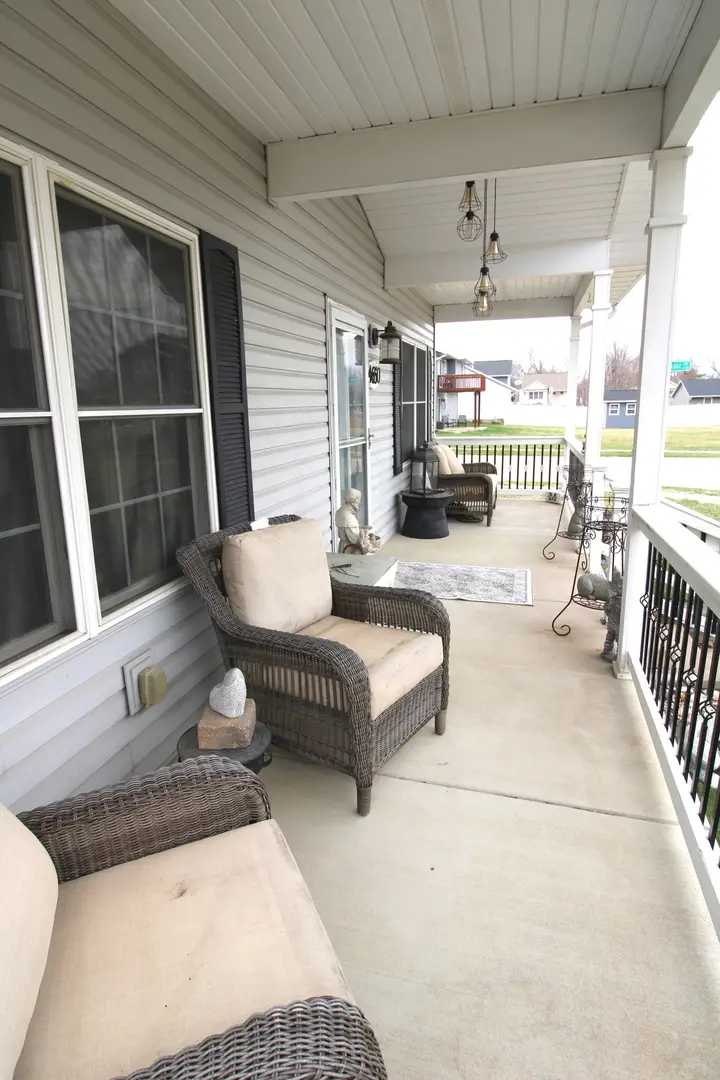 4650 Kelling Street, Davenport, IA 52806 - #3