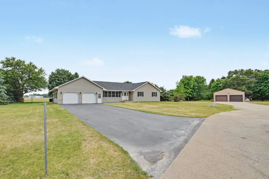 10519 Sandburr Court, Thomson, IL 61285 - #2