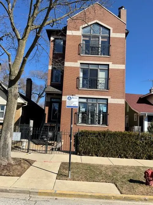 7325 N Oakley Avenue #1, Chicago, IL 60645 - #1