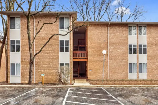 Address Withheld By Seller, Lisle, IL 60532