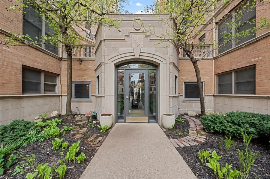 609 W Stratford Place #3B, Chicago, IL 60657 - #3
