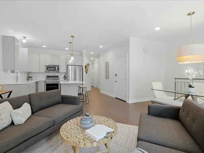 839 S Miller Street S #1, Chicago, IL 60607 - #3