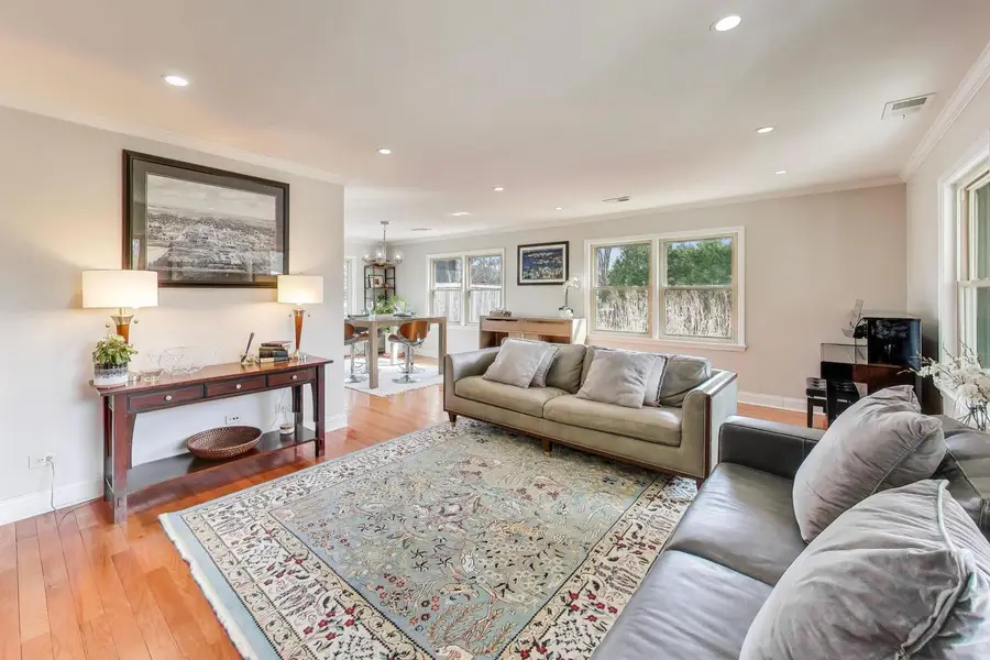 9761 Elm Terrace, Des Plaines, IL 60016 - #2