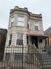 742 N Trumbull Avenue, Chicago, IL 60624