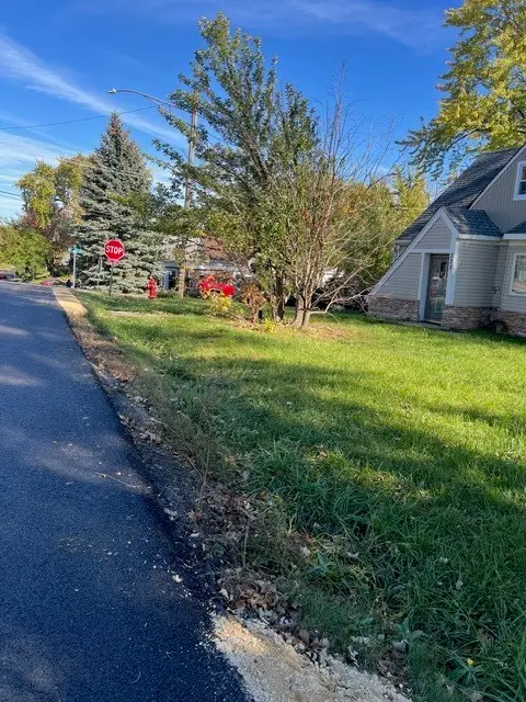 325 E Lake Shore Drive, Round Lake Park, IL 60073 - #3