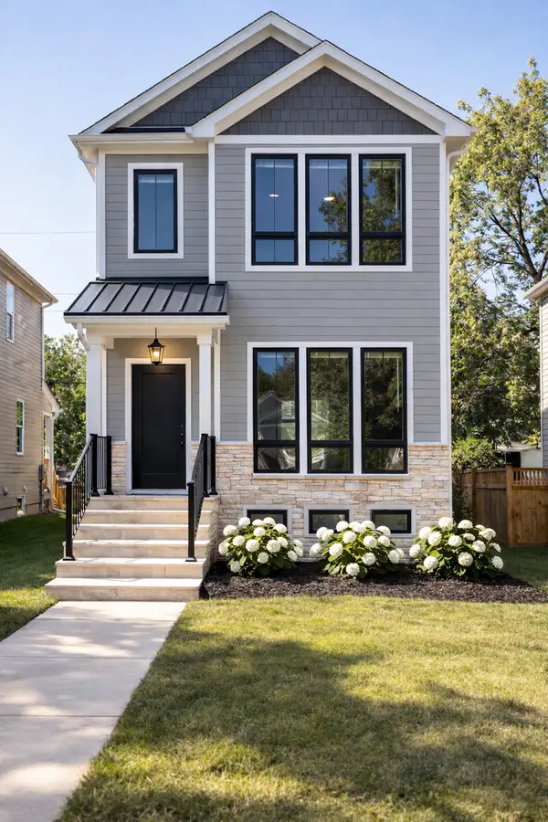 4616 N Claremont Avenue, Chicago, IL 60625