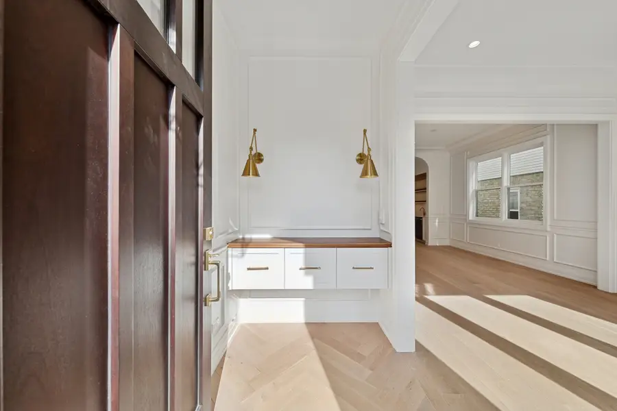 4616 N Claremont Avenue, Chicago, IL 60625 - #3
