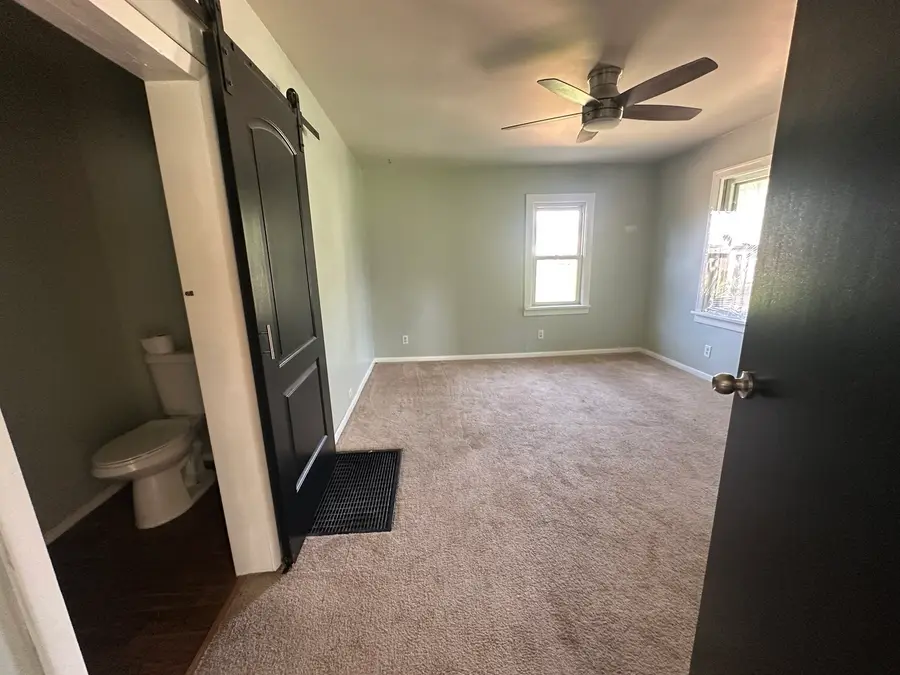 415 W Livingston Road, Streator, IL 61364 - #2