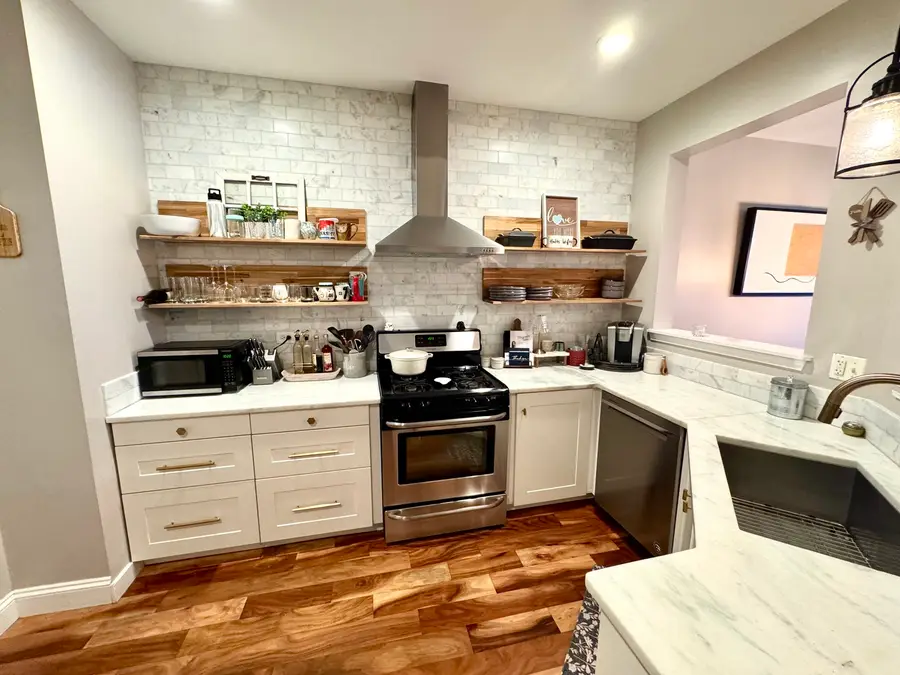 83 Keeneland Court, Grayslake, IL 60030 - #2