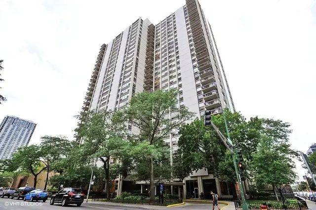 1255 N Sandburg Terrace #806E, Chicago, IL 60610 - #1
