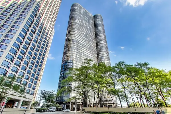 155 N Harbor Drive #1804, Chicago, IL 60601