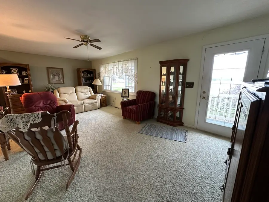 905 E Harrison Street, Villa Grove, IL 61956 - #3