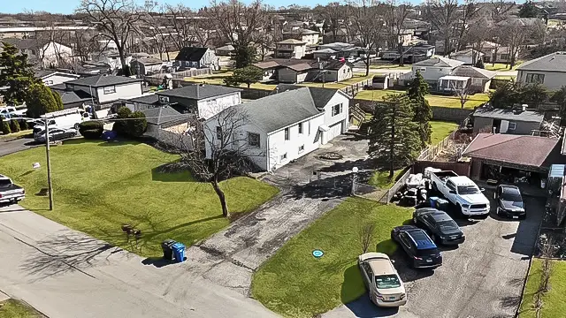 8819 W 84th Street, Justice, IL 60458 - #2