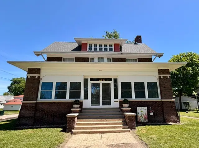 622 N Monroe Street, Clinton, IL 61727 - #2