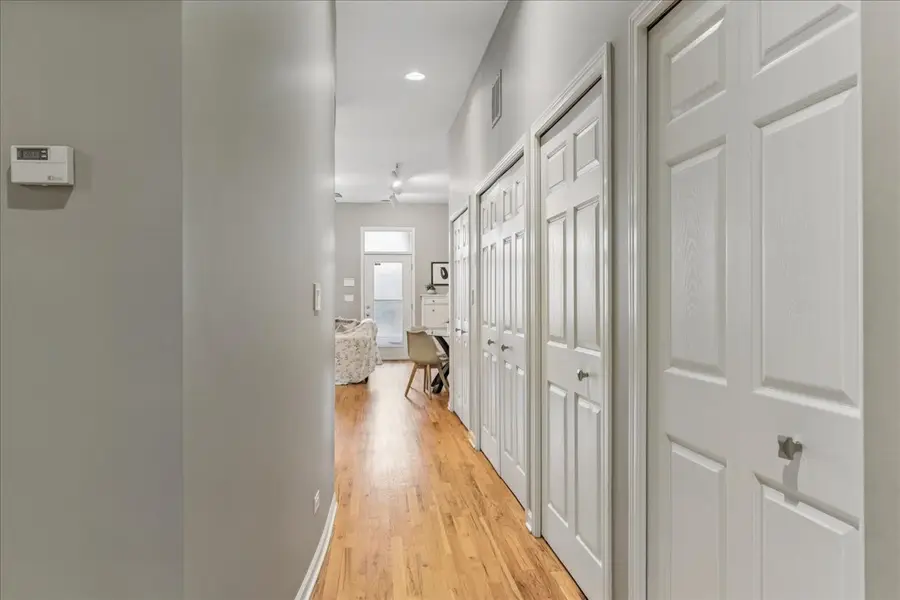 1617 N Oakley Avenue #1B, Chicago, IL 60647 - #3