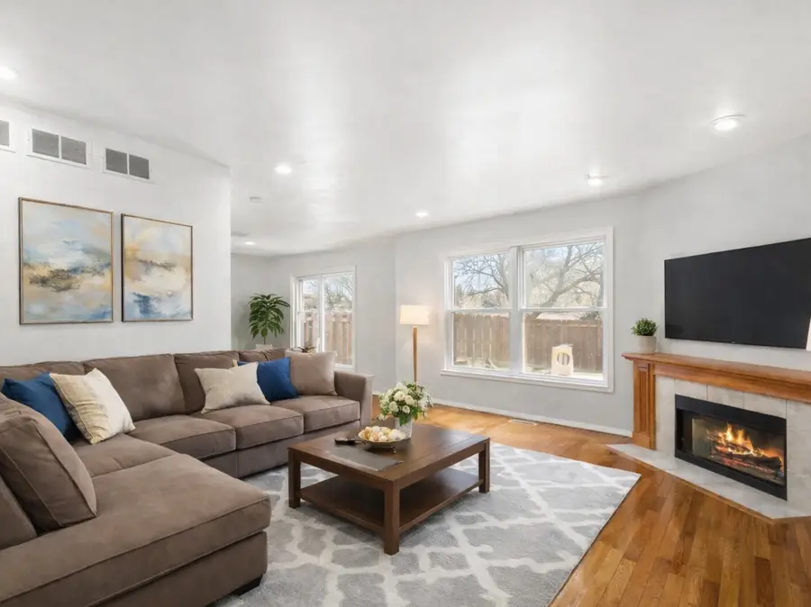 301 Inner Circle Drive, Bolingbrook, IL 60490 - #3