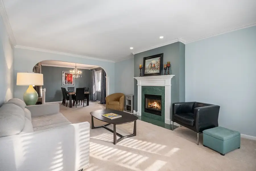 97 N Kenilworth Avenue, Glen Ellyn, IL 60137 - #2