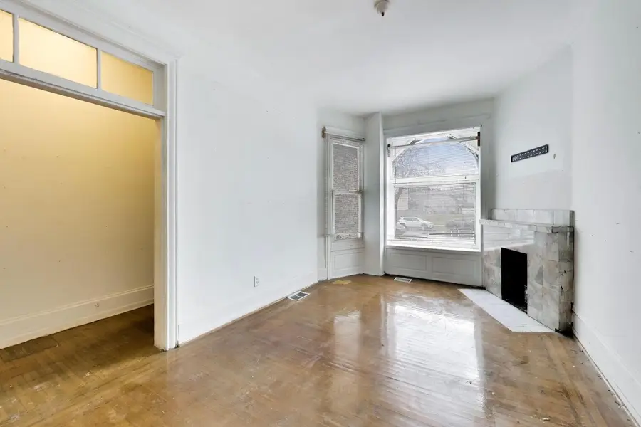 4505 S Indiana Avenue, Chicago, IL 60653 - #3