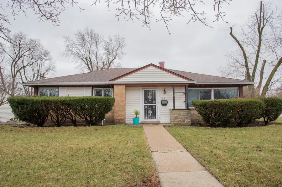 609 E Thacker Street, Des Plaines, IL 60016 - #2
