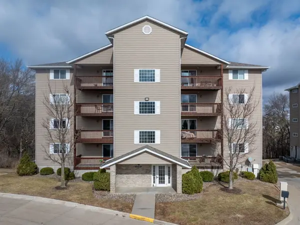 4189 Creek Hill Drive #89, Bettendorf, IA 52722