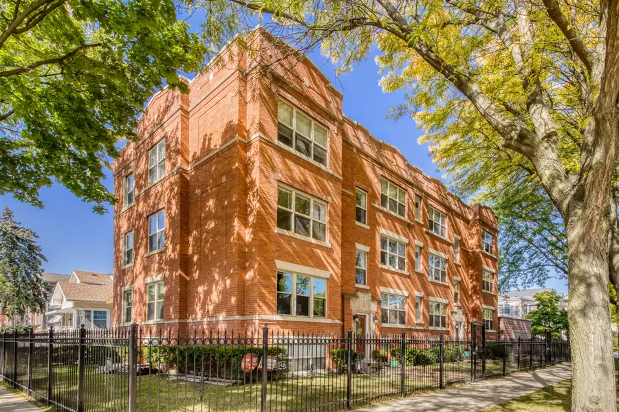 4602 N Kenneth Avenue #3B, Chicago, IL 60630 - #2