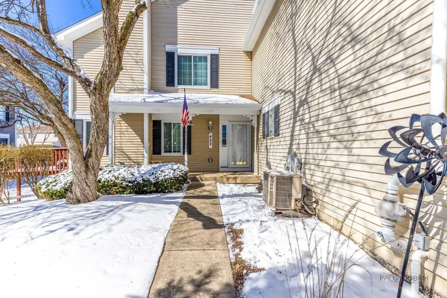 422 Sandhurst Lane, South Elgin, IL 60177 - #2