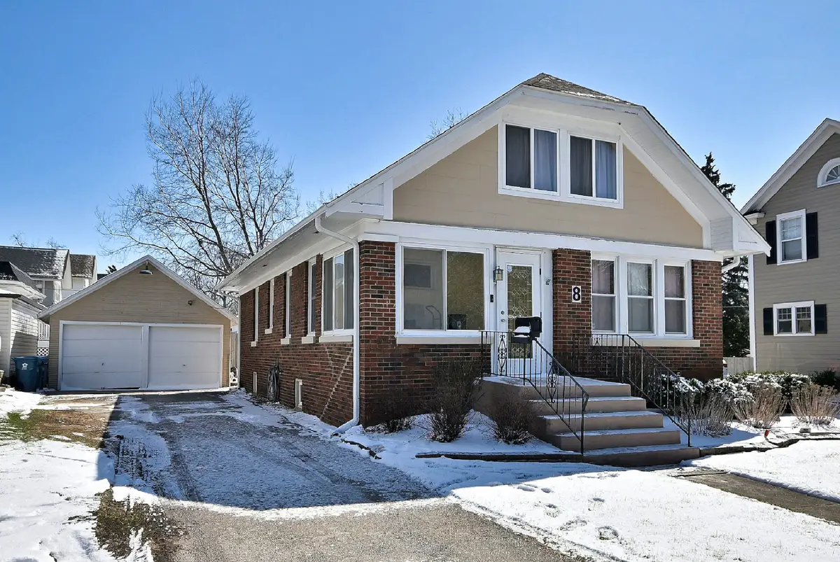 8 S Commonwealth Avenue, Aurora, IL 60506 - #1