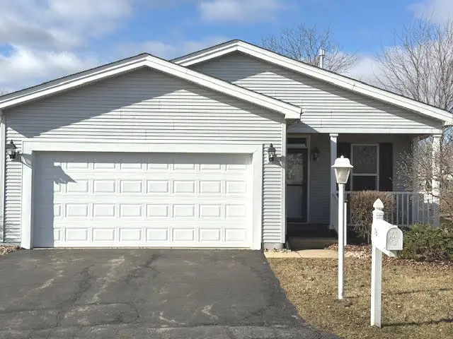 76 Rocking Horse Lane, Grayslake, IL 60046 - #1