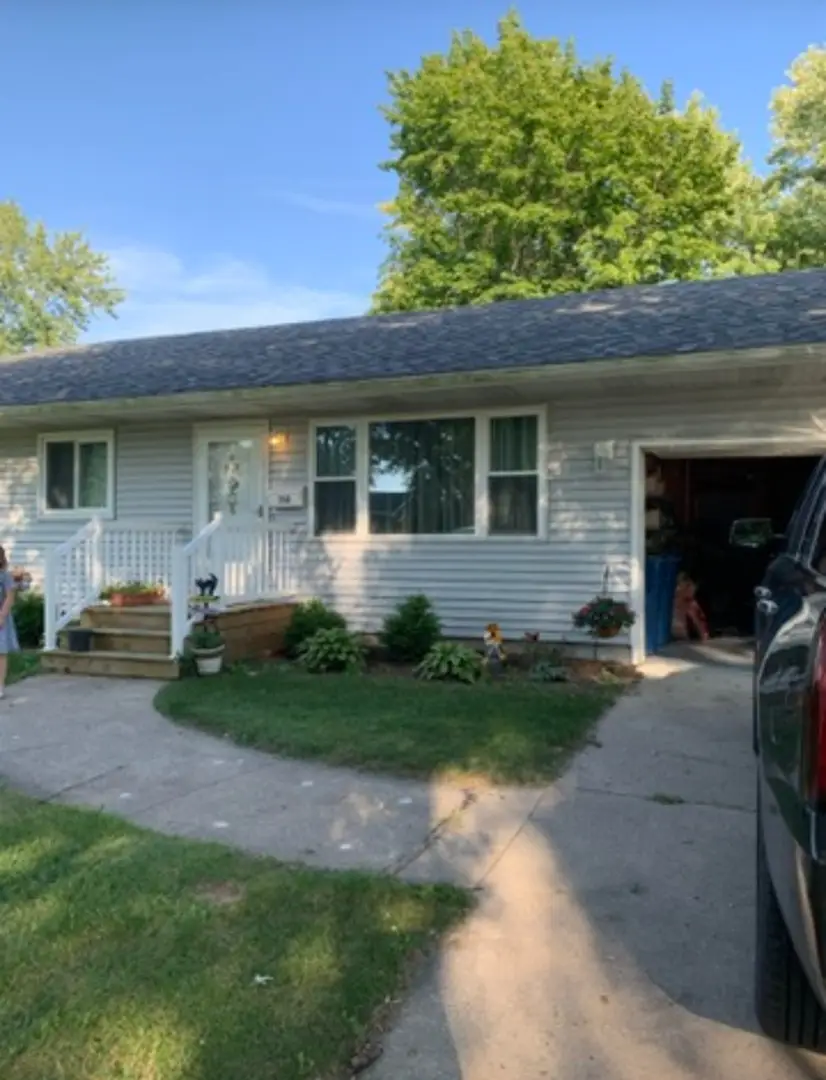 318 N Jackson Avenue, Bradley, IL 60915 - #2