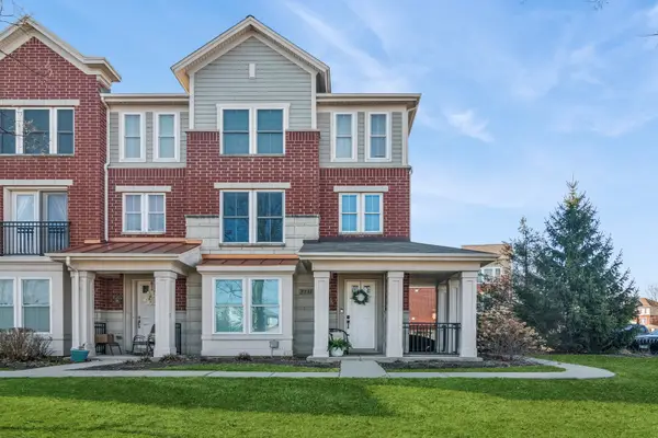 2238 S Crambourne Way, Arlington Heights, IL 60005