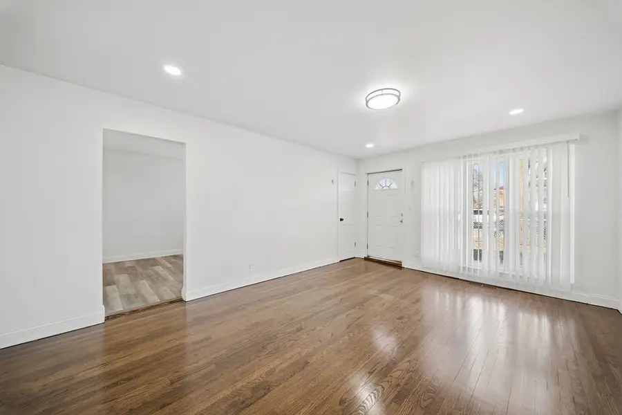 9505 S Peoria Street, Chicago, IL 60643 - #3