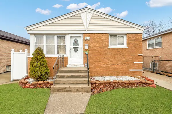 3754 W 76th Street, Chicago, IL 60652