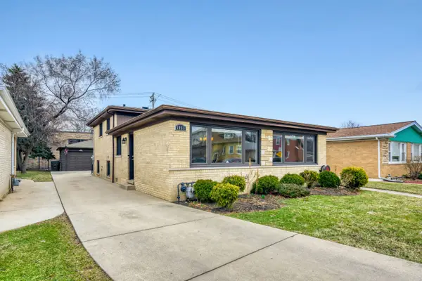 7065 N Hamlin Avenue, Lincolnwood, IL 60712