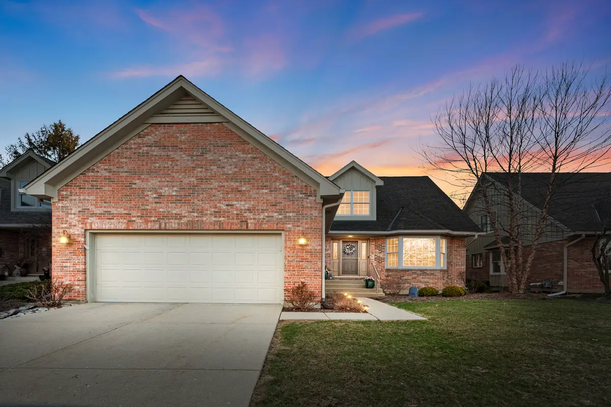 925 Wedgewood Drive, Crystal Lake, IL 60014 - #1