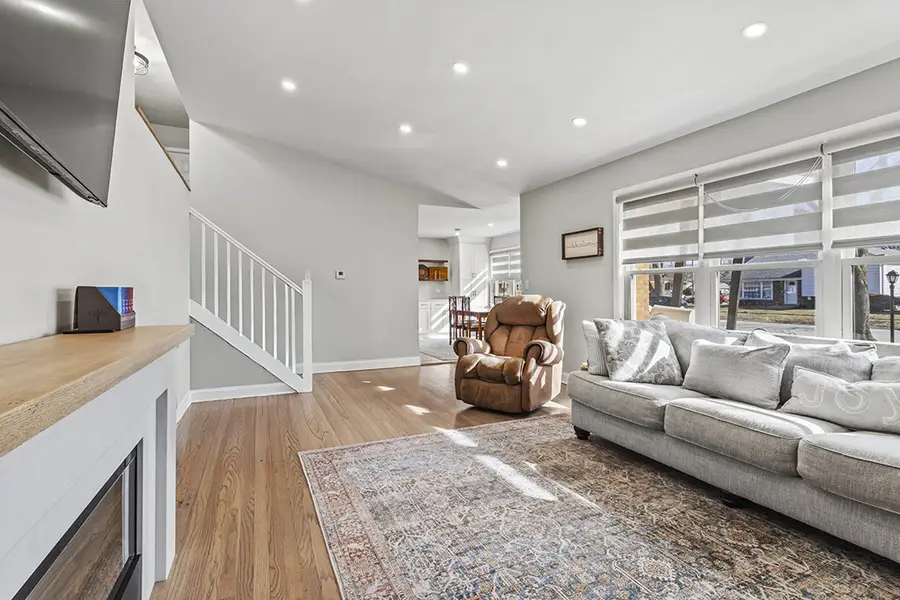 Address Withheld By Seller, Oak Lawn, IL 60453 - #2