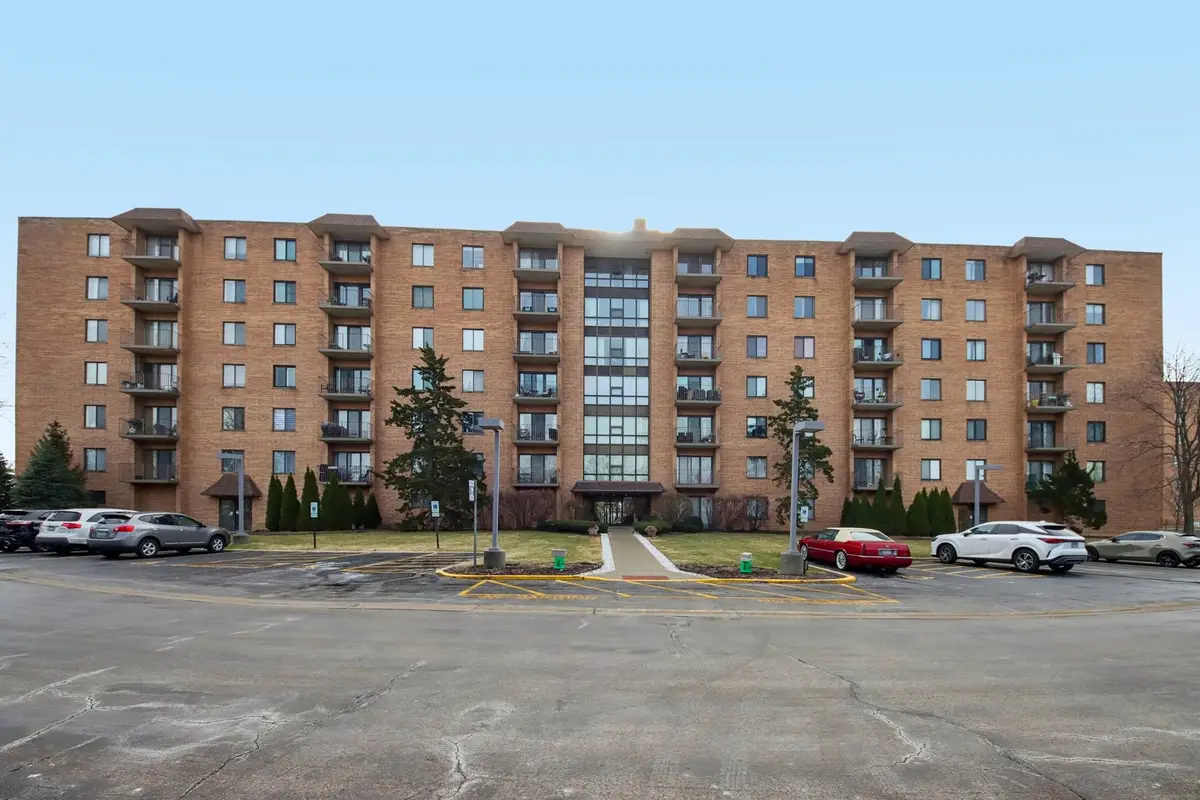 1727 W Crystal Lane #311, Mount Prospect, IL 60056 - #1