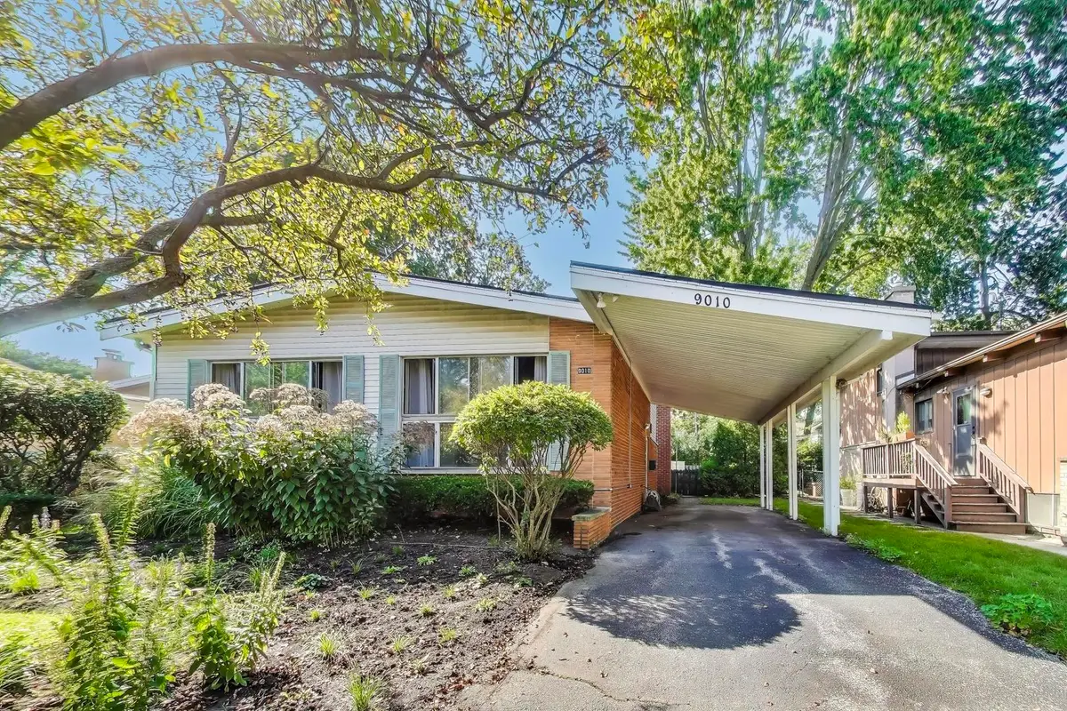 9010 Samoset Trail, Skokie, IL 60076 - #1