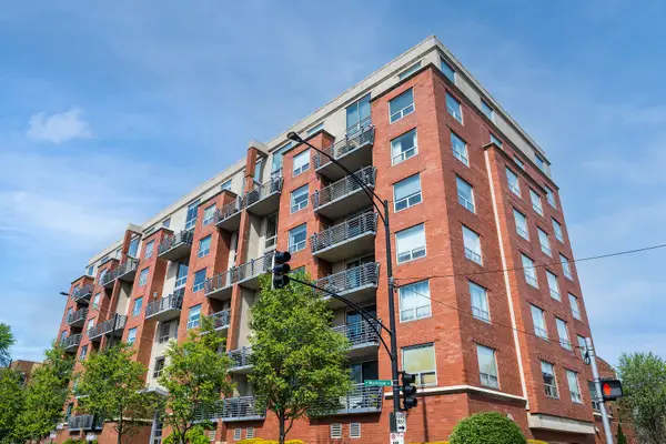 1100 W Montrose Avenue #503, Chicago, IL 60613