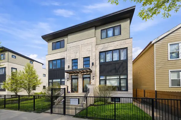 2245 N Rockwell Street #2, Chicago, IL 60647