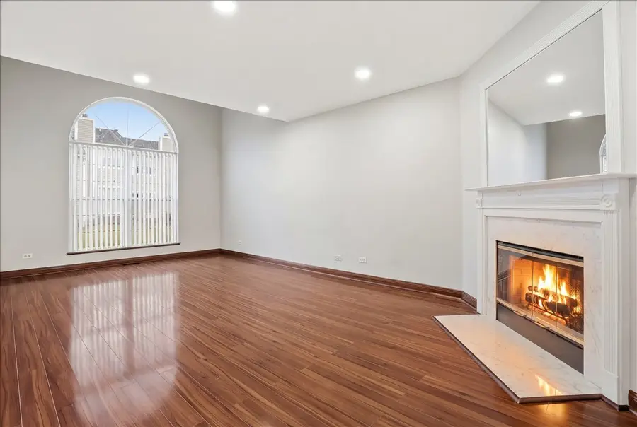 34305 N Homestead Road, Gurnee, IL 60031 - #3