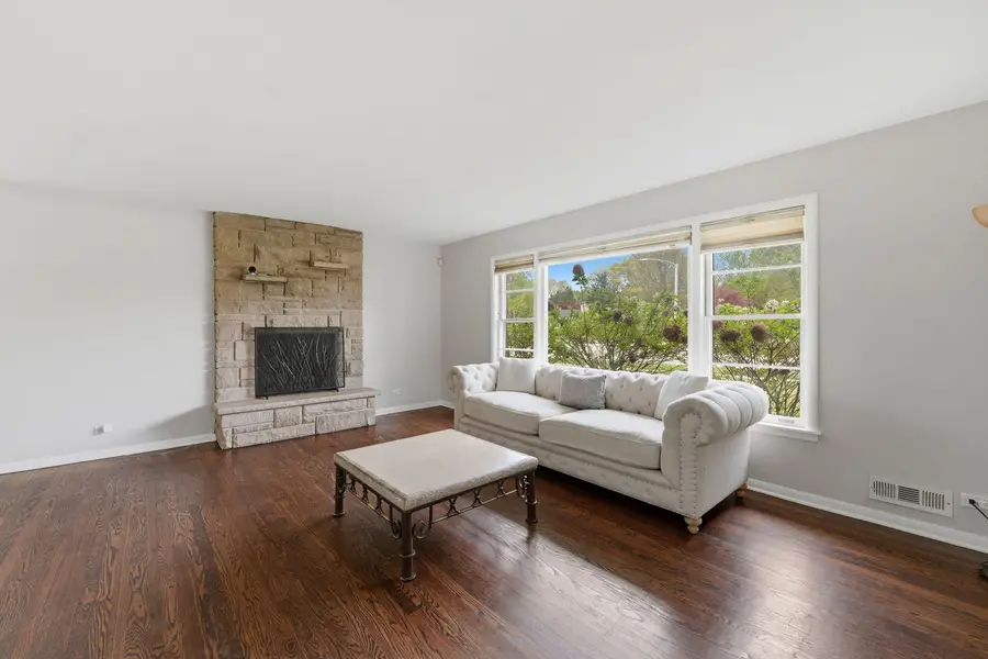 389 Michael John Drive, Park Ridge, IL 60068 - #3