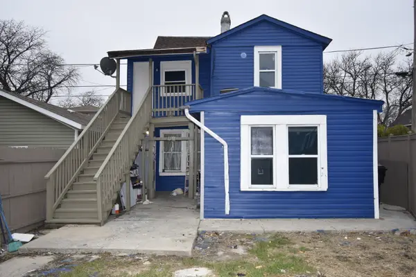 4250 S Artesian Avenue, Chicago, IL 60632