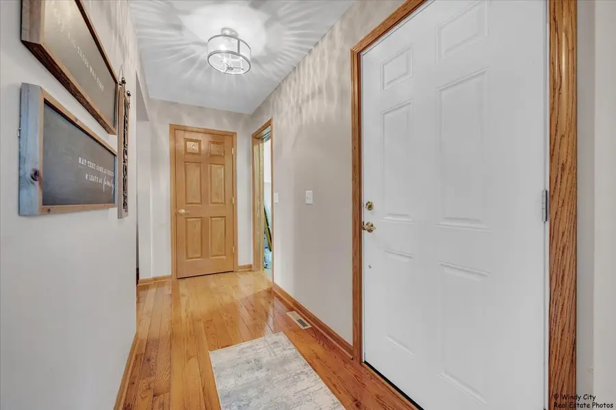 40W388 Guthrie Court, Hampshire, IL 60140 - #2