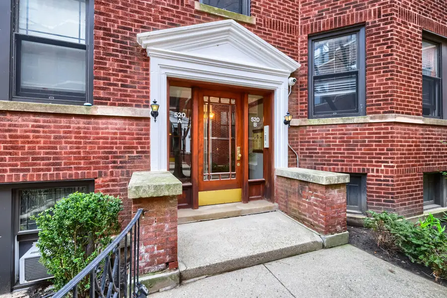 520 Sheridan Road #3A, Evanston, IL 60202 - #2