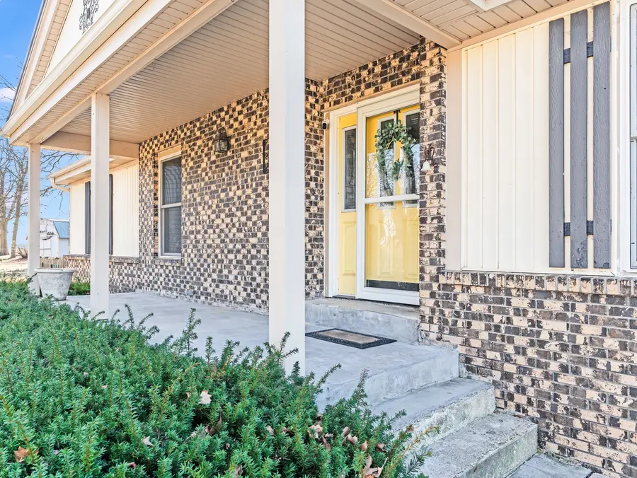 109 E Oak Knoll Drive, Hinckley, IL 60520 - #2