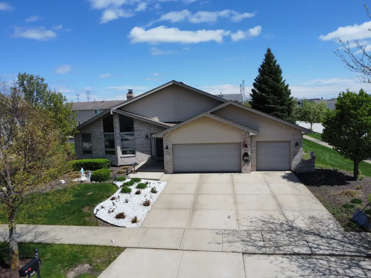 19839 Silverside Drive, Tinley Park, IL 60487 - #1