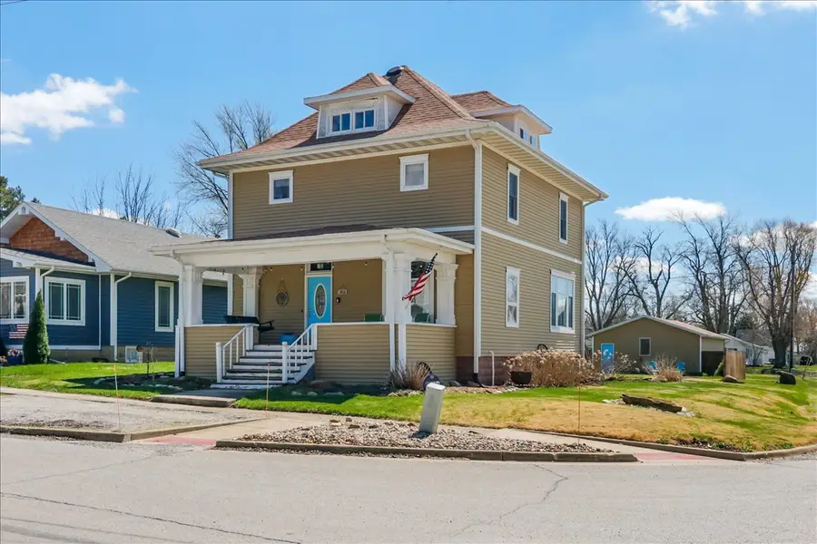 302 E Main Street, Colfax, IL 61728 - #2