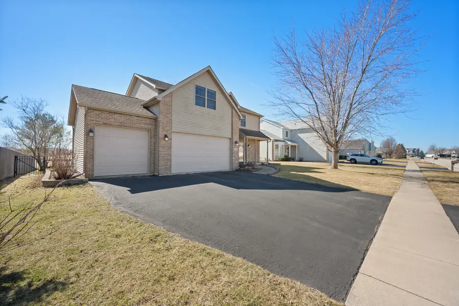 1282 Omega Circle Drive, Dekalb, IL 60115 - #2