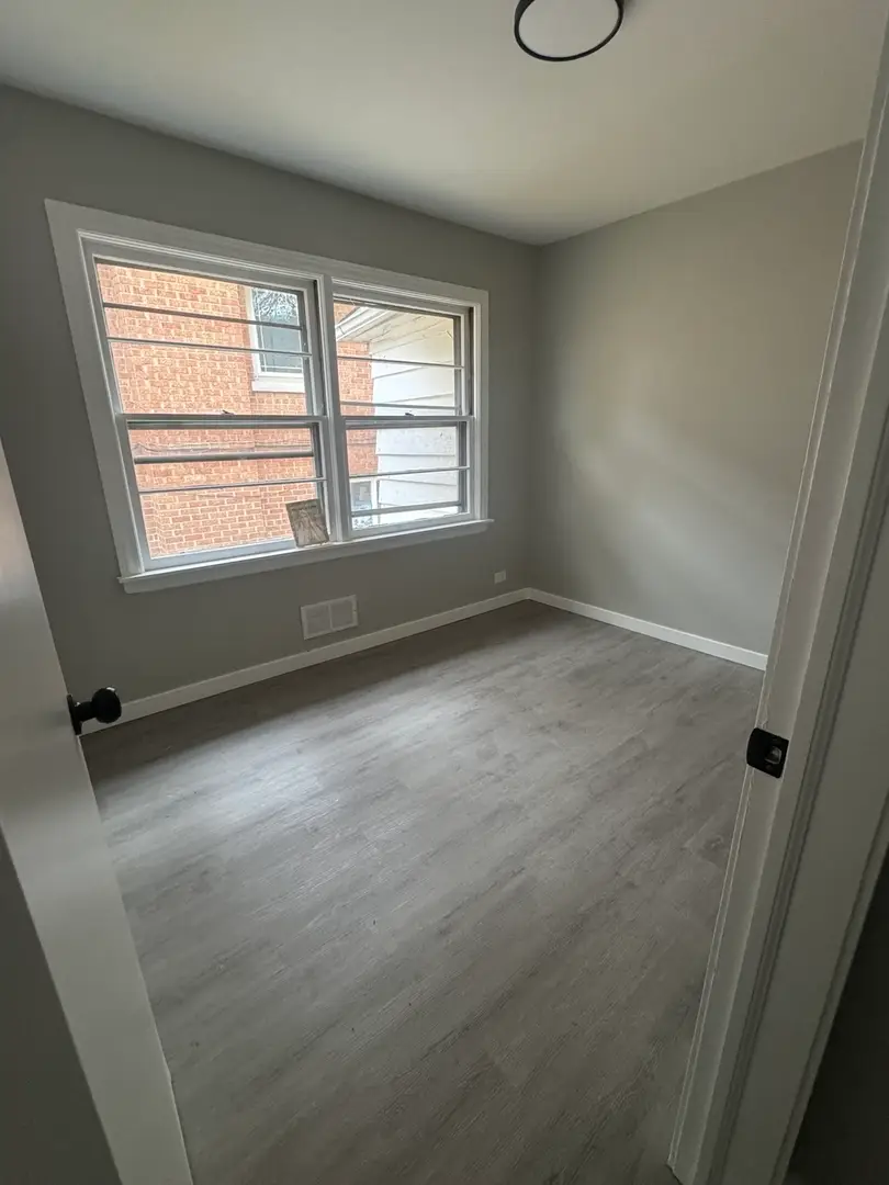 9800 S 51st Avenue, Oak Lawn, IL 60453 - #3