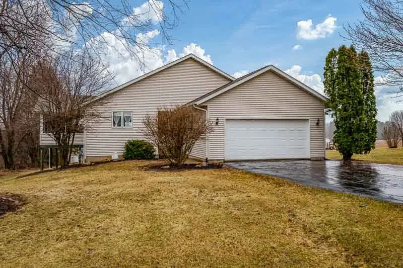 186 Lake Summerset Road, Davis, IL 61019 - #1